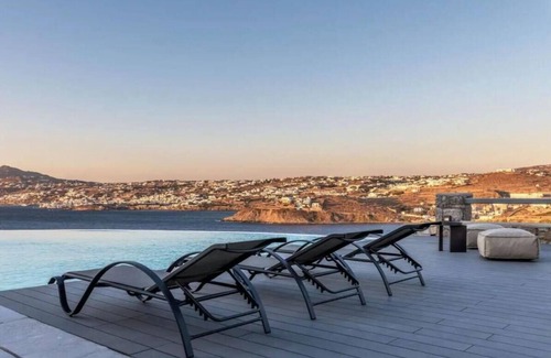 Kanalia Villa | Villa 'Ornos Nolan' with Sea View, Wi-Fi and Air Conditioning