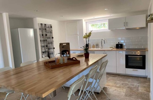 Cabrieres-dʼAigues House | Villa Oustau Esqueiras Cabrières d'Aigues