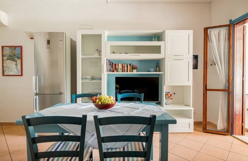 Geremeas House | Villa overlooking the sea at 100 meters from the beach. Internet WiFi. Geremeas.