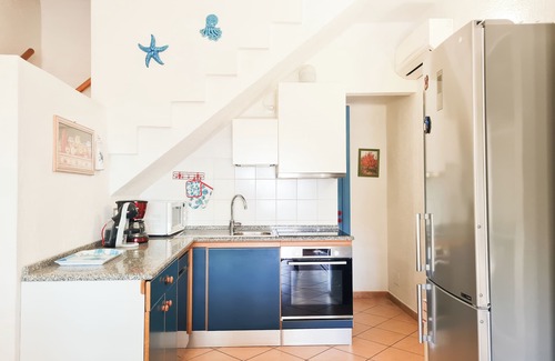 Geremeas House | Villa overlooking the sea at 100 meters from the beach. Internet WiFi. Geremeas.