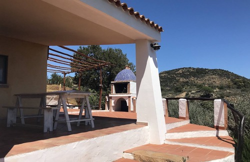 Orosei Villa | VILLA OVERVIEW BETWEEN LAKE AND SEA