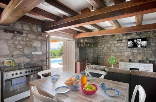 Krsan House | Villa Palachina Antishova by Interhome