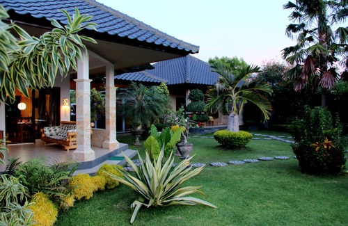 Pemaron Villa | Villa @ Pamaron Singaraja. Sunset view.