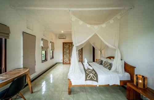 Laksmana Villa | Villa Panda Seminyak next to KU DE TA Beach Club