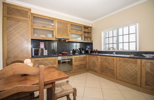Estoi Villa | Villa Panoramica | 5 Bedrooms | Panoramic Views | Estói