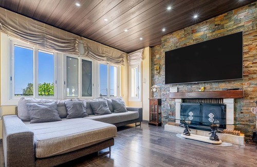 Reus Villa | Villa "Paquita" with Private Pool, Private Terrace & Wi-Fi