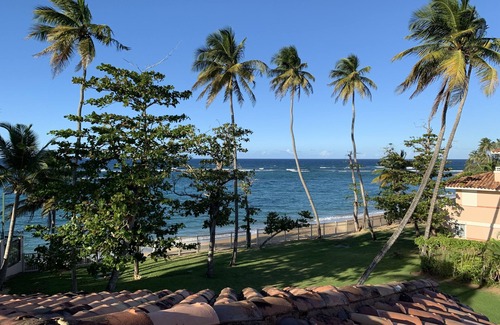 Dorado Pueblo Villa | Villa Paraiso Luxurious Beach Front 5BR/6BA Villa @ Dorado Beach Ritz Reserve