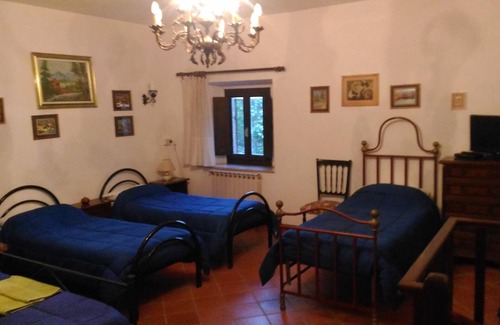 Sansepolcro Other | Villa park pool exclusively vacation private parties groups up to 35 seats