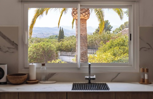 Montgo de Toscamar House | Villa Paso Lento with pool and beautiful gardens 10 mins to fabulous beaches