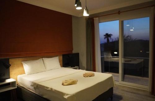 Oludeniz Villa | Villa Pelit - 4 Yatak Odalı Saunalı Havuzlu Villa