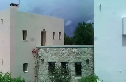 Gargaliani Villa | Villa Penelope 15m from sea with privet beach.