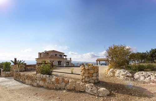 Peristerona Villa | Villa Peristerona Hills - A Secluded Stone Built villa that sleeps 6 guests in 3 bedrooms