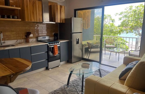 Playa Ocotal Apartment | Villa Perla ~ Beachfront getaway for two at Los Almendros de Ocotal.