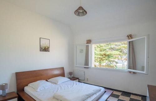 Portbail Villa | Villa " Pieds Dans L'eau " 10 Personnes