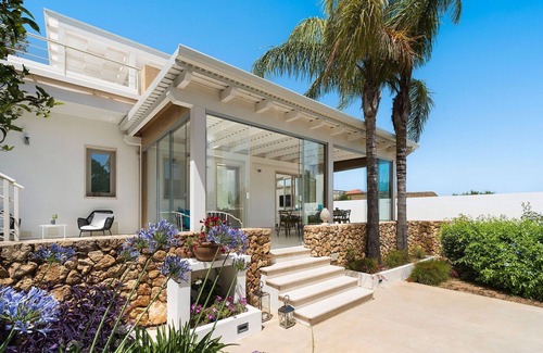 Marausa Villa | Villa Pietra del Sole - Holiday Rental by the Sea in Marausa, Sicily