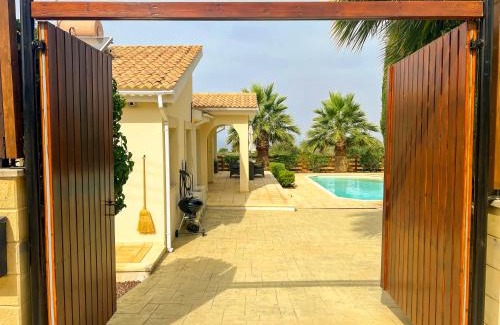 Kouklia Villa | Villa Pleiades - sea views, private pool & hot tub