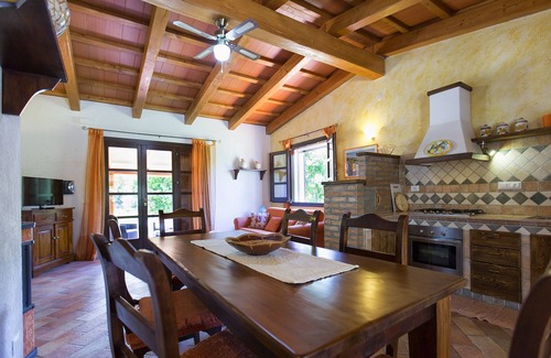 Alghero Villa | Villa Porticciolo near the beach for 6 people, with Air Conditioning and WiFi