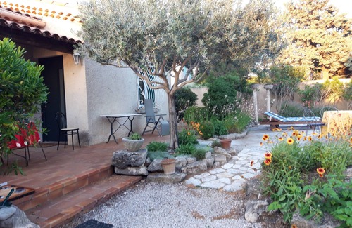 Vaison-la-Romaine Villa | Villa Pour 2 Personnes, Piscine et Local Pour Vélos et Motos