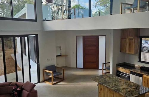 Coco Villa | Villa Praga Modern beach house on the seafront