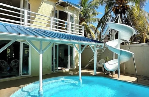 Grand Gaube House | Villa privé au nord de l'île avec piscine et toboggan