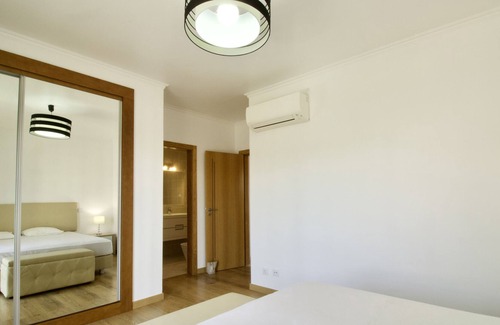 Monte Raposo House | Villa Privée de 4 Chambres Avec Piscine