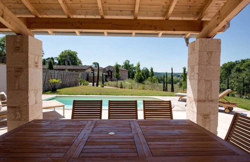 Castelnau-de-Montmiral Villa | Villa Puycelsi Privilège - air-conditioning & heated swimming pool in the castle grounds - VII