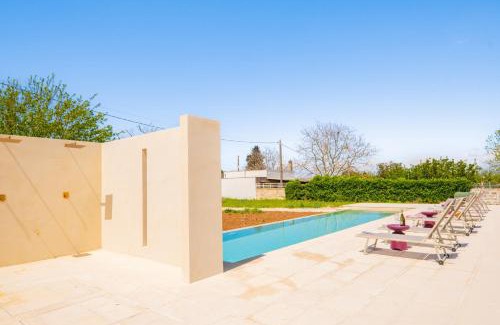 Cutrofiano Villa | Villa Quadro Private Pool by HDSalento