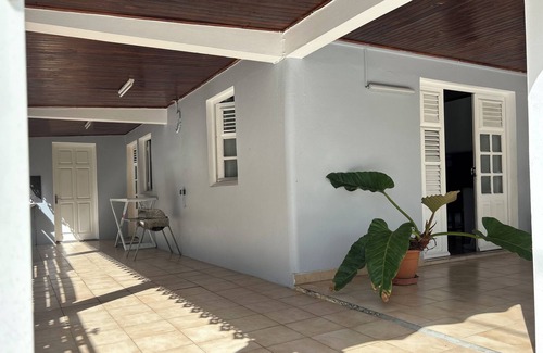 Tartane House | Villa Rénovée à Louer à Sainte-anne en Martinique