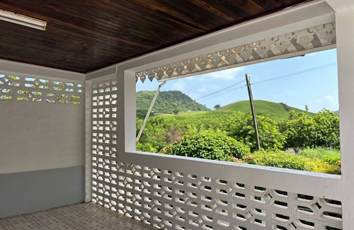 Tartane House | Villa Rénovée à Louer à Sainte-anne en Martinique