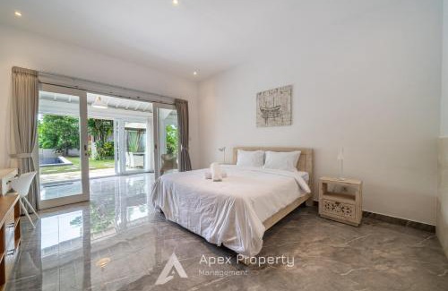 Batu Bolong Villa | Villa R in the heart of Canggu