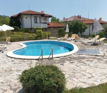 Kosharitsa Apartment | Villa Rada, Bay View Villas