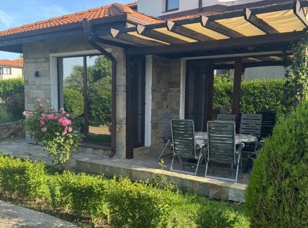 Kosharitsa Apartment | Villa Rada, Bay View Villas