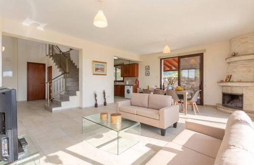 Latchi Villa | Villa Rallo Large Private Pool Sea Views A C Wifi Eco-friendly - 2961
