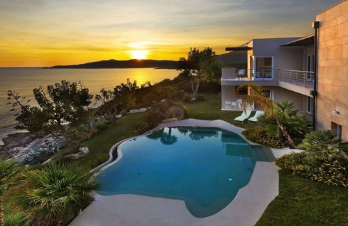 Fertilia Villa | Villa Reina Del Mar: private pool and sea-view near Alghero.