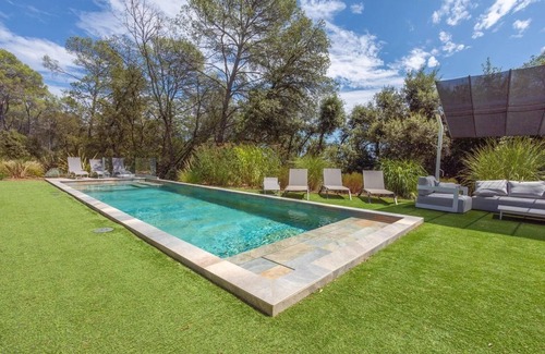 Trans-en-Provence House | Villa 'Rez De Valeriane' with Shared Garden and Wi-Fi