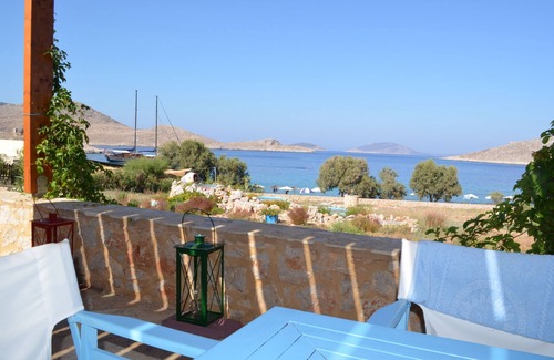 Halki Villa | Villa Romanza beach front