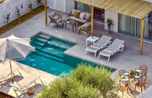Vasilikos Villa | Villa Romas 1 by Villa Plus