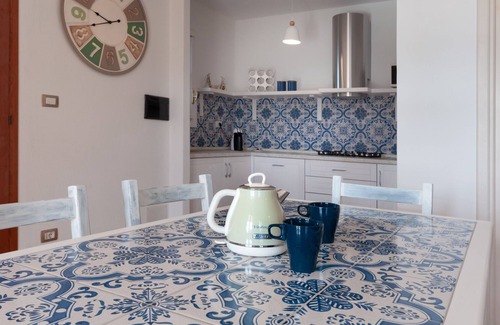 Budoni Villa | Villa Rosa, Budoni. Independent villa 150 meter from the beach, free wi-fi , A/C