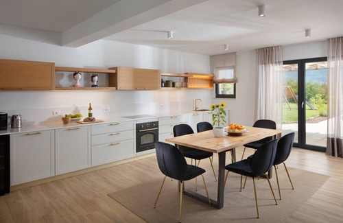 Krsan Villa | Villa Roti in Roti - Haus für 8 Personen