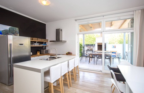 Kastela Villa | Villa Rotondo-charming villa with heated swiming pool few steps from beach