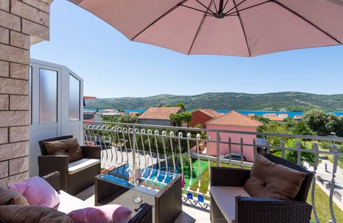 Poljica Apartment | Villa S&B Matijas, Apartment A6 with swimming pool