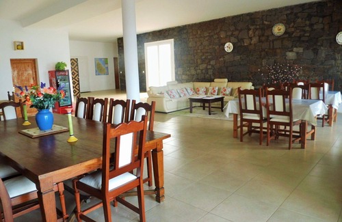 Pedra Badejo House | Villa São José, Bed and Breakfast Santiago Island: DOUBLE ROOM "VERDE"