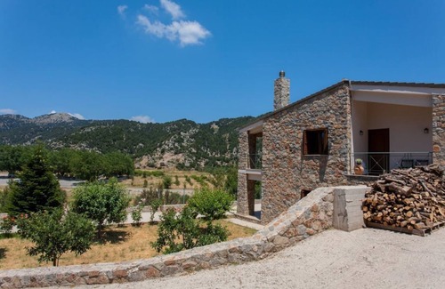 Omalos House | Villa Samaria, White Mountains of Crete