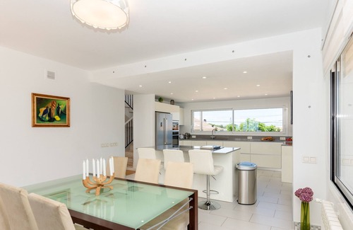 Canyelles Villa | Villa San Diego with Sea Views and Private Pool