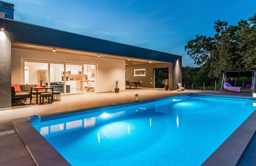 Svetvincenat Villa | Villa* SANIVARO with heated pool and whirlpool