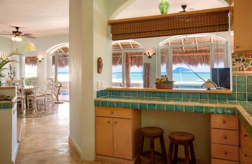 Playa del Secreto Villa | Villa Sarita, 6 Beachfront Villa with Private Pool in Gated Resort!
