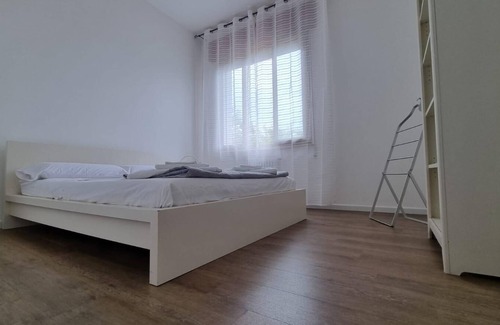 Taglio di Po Villa | Villa Savalin, a refined residence nestled in the quiet of Taglio di Po