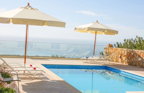 Minia Villa | Villa Seabreeze - Amazing Views - Private Pool