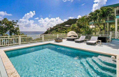 Hart Bay Villa | Villa Seagate-Renovated 5 bedroom Villa Chocolate Hole Oceanfront!
