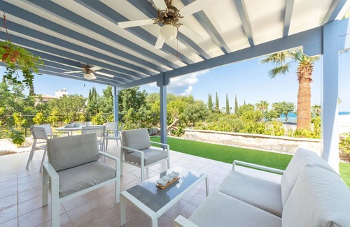 Latchi Cottage | Villa Seascape - a villa that sleeps 6 guests in 3 bedrooms